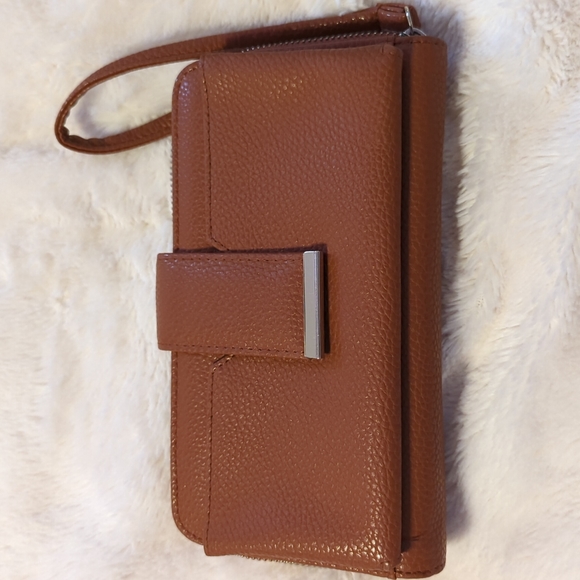 Three wallets - Picture 4 of 4